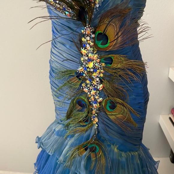 Jovani peacock fit and flair blue/green pageant dress size 2 - Picture 7 of 16